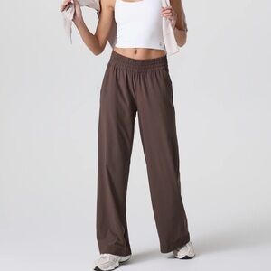 NWOT Vuori Java Brown Villa Wideleg Pant